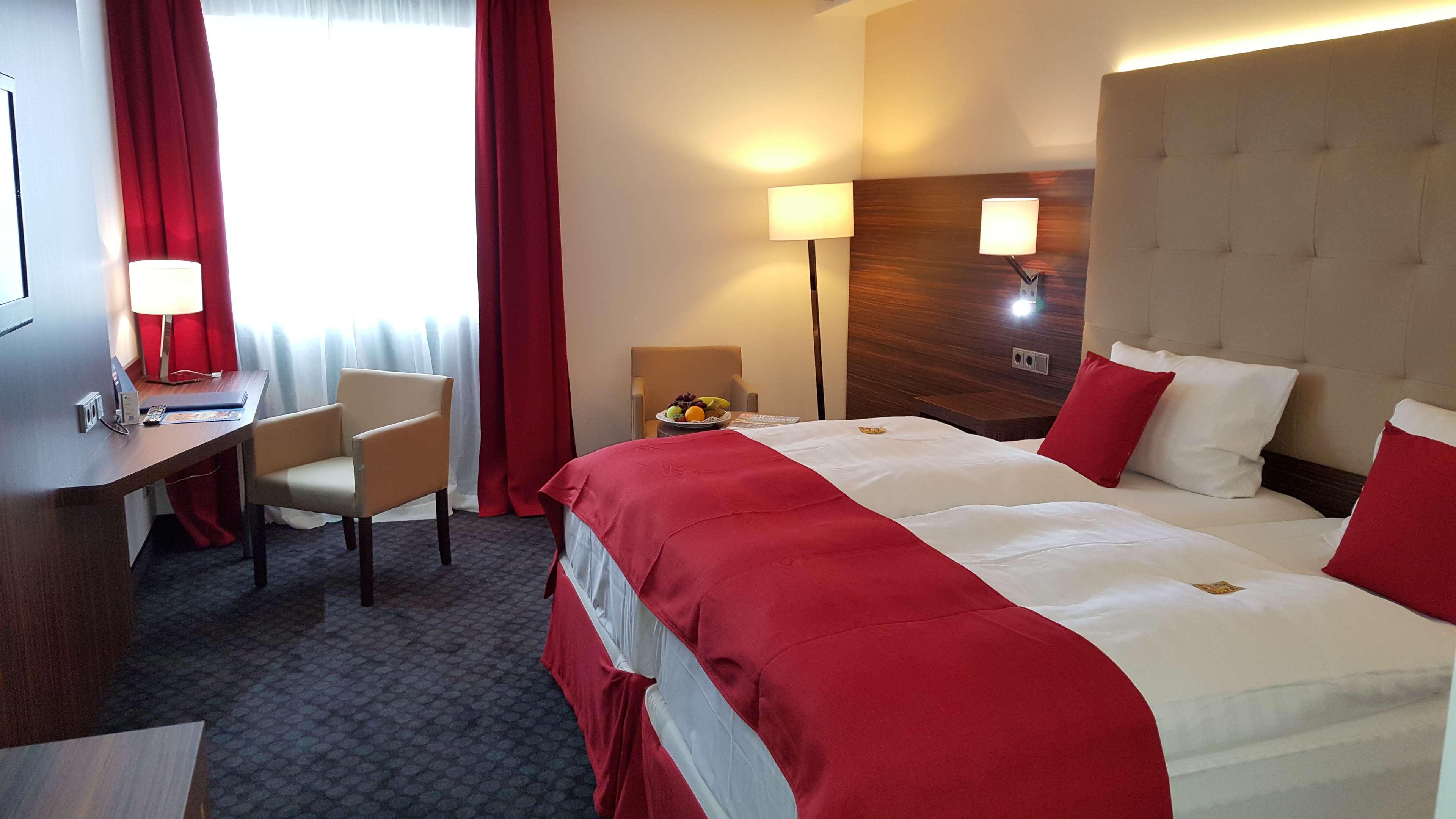 Messehotel Europe Stuttgart Exteriör bild