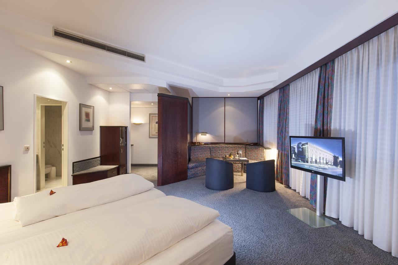 Messehotel Europe Stuttgart Exteriör bild